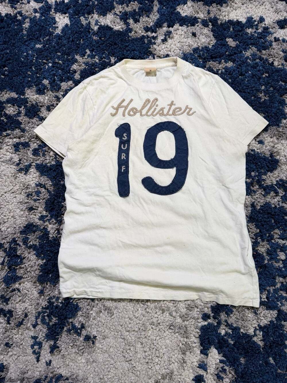 Hollister Surf 19 T-Shirt, Size M